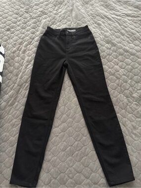 No Boundaries Black High-Waist Straight Jeans